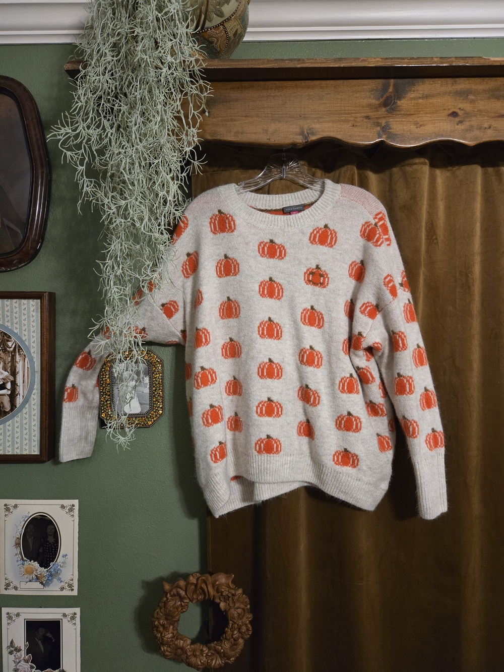 Cream Pumpkin Crewneck Sweater - Women's Fall Knit